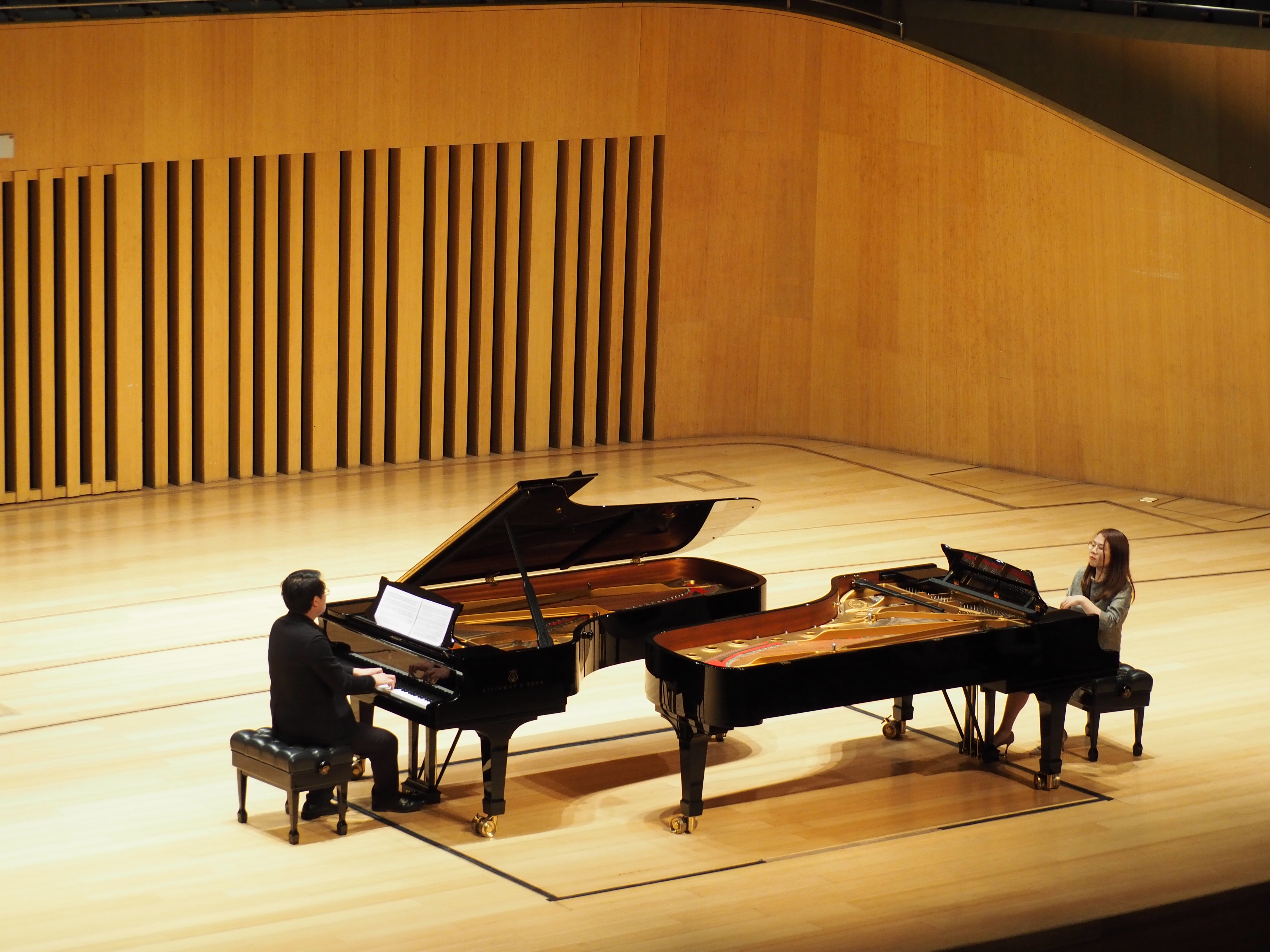 音乐学院青年教师金宇,安馨然双钢琴音乐会在省会大剧院举办